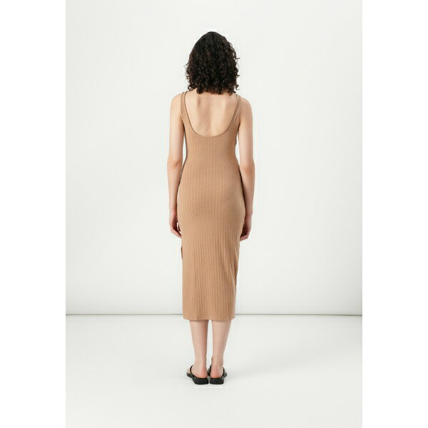ビラボン レディース ワンピース トップス TAKE A LOOK - Jersey dress - rose brown