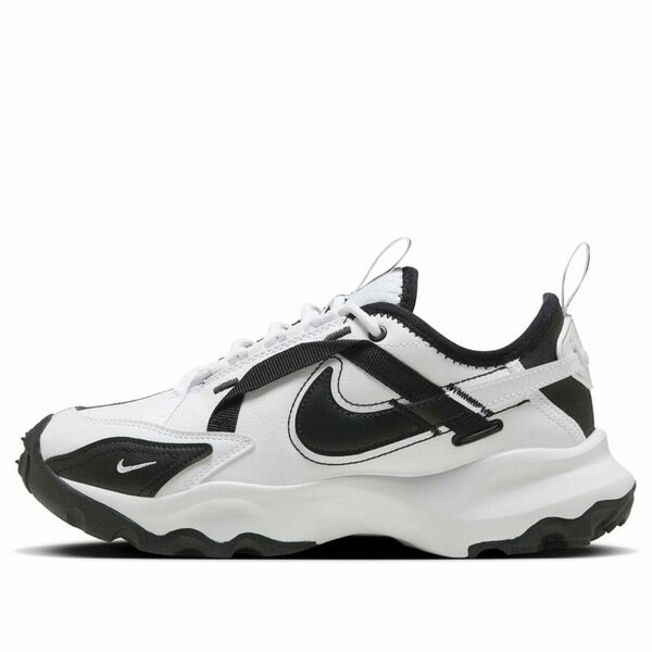 ■ブランド Nike(ナイキ)■商品名 (WMNS) Nike TC 7900 'White Black' FJ7738-101■色 White / White / White / Black■サイズ サイズ US_9(26.0cm) ■表記の日本サイズは参考サイズとなります。実際のサイズとは前後する可能性がございます。 ■海外からお取り寄せ商品となりますので、お届けまで2週間〜3週間お時間頂いております。 ■返品・交換の対象外となっております。 ■店内全品【送料無料】です！（※沖縄・離島は別途送料3,300円がかかります） サイズ別価格表 (サイズをクリックして商品ページに飛んでください) サイズ 価格 US_W_5 23,800円 US_W_5.5 23,800円 US_W_6 21,800円 US_W_6.5 24,800円 US_W_7 24,800円 US_W_7.5 25,800円 US_W_8 34,800円 US_W_8.5 32,800円 US_W_9 39,800円 US_W_9.5 54,800円