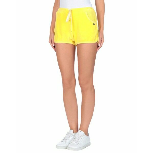  フォルナリーナ レディース カジュアルパンツ ボトムス Shorts & Bermuda Shorts Yellow