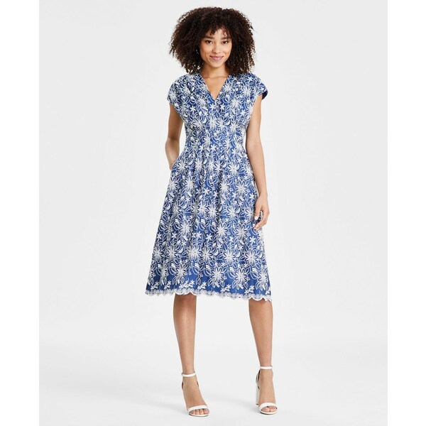 ケンジー レディース ワンピース トップス Women's Embroidered Denim Midi Dress Chambray/Ivory