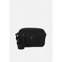 楽天astyトミー ヒルフィガー メンズ サンダル シューズ TH CLASSIC CAMERA BAG UNISEX - Across body bag - black