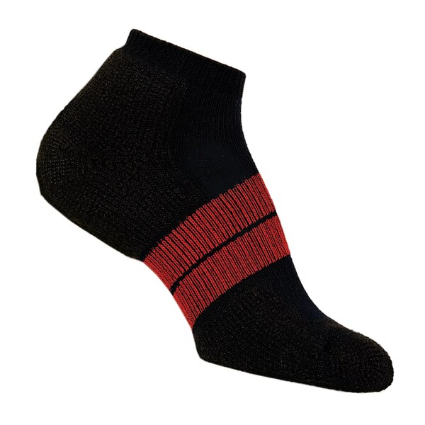 ソーロス メンズ 靴下 アンダーウェア Thor-Lo Men 039 s 84N Low Cut Padded Running Socks Black/Red