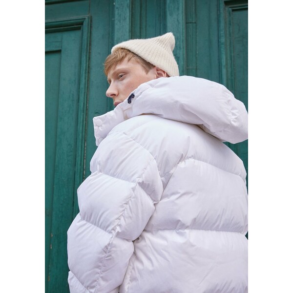 トミーヒルフィガー メンズ コート アウター ALASKA PUFFER - Down jacket - white