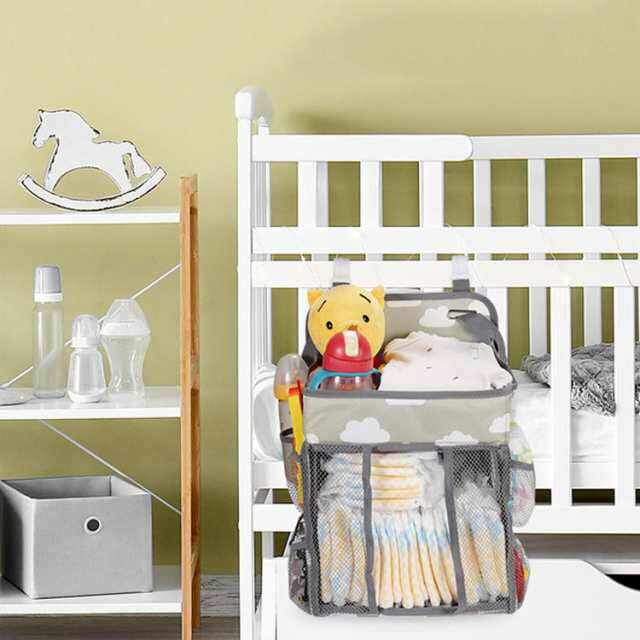 アスクリエイトのベビーベッド収納袋 おむつストッカー 送料無料 オムツストッカーおむつ 新生児 ベビーベッド 吊り 収納 多機能吊り袋 ベビーベッドサイド収納袋 小物収納ケース 折りたたみ 簡単取付 出産祝い 多機能 小物収納 吊り袋｜アングル2