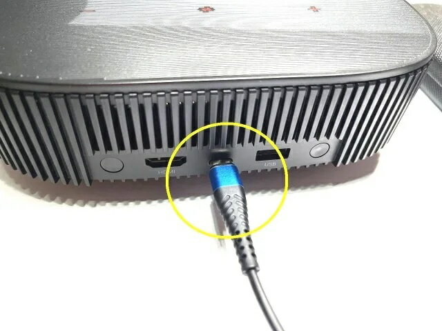 Anker Nebula Vega Portableの充電ができない症状（USB Cタイプコネクタ破損）を交換修理します