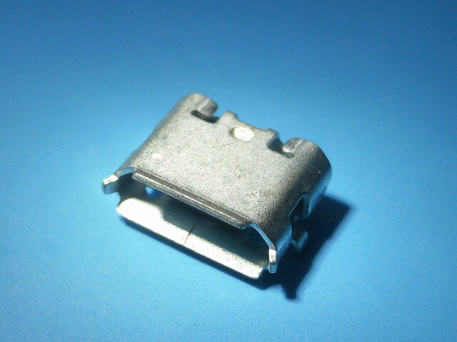 東芝タブレット A204 AT10 microUSBコネクタ【BR01】です。USBコネクターを挿しても充電されない、または接触不良が起きている場合はこのパーツを交換することで改善されます。 ■パーツ交換には本体の分解と半田作業が必要です。...