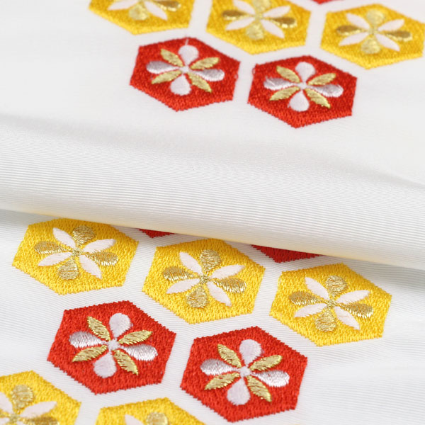 半衿 刺繍 振袖用 IKKOさんプロデュース 亀甲花菱 刺繍 半衿 あすかや [商品番号eri580]