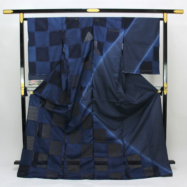 反物 尾峨佐染繍謹製 汕頭刺繍 蘇州刺繍 大島織物 登録商標 本場 染大島紬 訪問着 あすかや [商品番号hm1989]