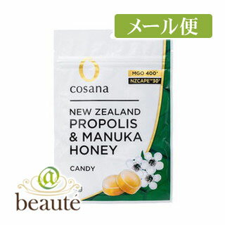 【商品詳細】 ●本品は、2008年より日本において、マヌカハニー販売展開で実績のあるコサナのオリジナルブランドのニュージーランド産100％マヌカハニーMGO400+にニュージーランド産プロポリスを配合したWパワー健康のどあめです。 ●マヌカ植物の蜜腺の中で自然に生まれる生理活性物質「食物メチルグリオサール」(MGO)が400mg／1kg以上を含む、ハイグレードクラスのマヌカハニーを使用しています。 ●プロポリス特有の天然成分でピリピリ感がありますが、それが病みつきになる方も多くいらっしゃいます。 ●信頼できる日本国内での製造加工品です。 ●季節の変わり目や乾燥する時期などにはもちろん、日常でも、のどにうれしい高品質・本格派のマヌカハニーキャンディ(のど飴)です。 【品名・名称】 キャンディ 【コサナ NZ産プロポリス入りマヌカハニーMGO400+のどあめの原材料】 砂糖(国内製造)、水飴、ニュージーランド産はちみつ、ニュージーランド産プロポリスエキス 【栄養成分】 1製品(81gあたり) エネルギー：318kcal、たんぱく質：0g、脂質：0g、炭水化物：78.7g、食塩相当量：0g 【保存方法】 ・直射日光・高温多湿を避け、保存してください。 【注意事項】 ・本品に使用しているマヌカハニーは、天然原材料を加工したもので、まれに味や色にばらつきがありますが品質に問題ありません。 ・高温の場所で保管されますと、袋が膨れる場合がございます。 ・アレルギーのある方は原材料をご参照いただき、お医者様とご相談の上お召し上がりください。 ・パッケージの写真・イラストは味をイメージしたものです。 ・はちみつを原料に使用しておりますので、1歳未満の乳児には与えないでください。 ・プロポリスの成分により、口内やのどにピリッとした刺激を感じることがあります。 ・下記内容に該当される方は、医師とご相談の上お召し上がりください。 妊娠・授乳中の方 蜂や蜂の生産物にアレルギーをお持ちの方 喘息症状をお持ちの方 妊娠・授乳中の方、蜂や蜂の生産物にアレルギーをお持ちの方、喘息症状をお持ちの方 ・プロポリスは、蜂蜜のように蜂によってつくられたものです。 ・乳幼児の手の届かないところに保管してください。 【発売元・製造元】 コサナ 【区分】 日本製 広告文責：株式会社ボーテ 電話：03-6303-0909