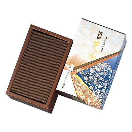 商品詳細幼い日に駆け上がった小高い丘、野の草茂る近くの里山。季節の移ろいは、そんな身近な自然でも感じることができました。「芝山」は、懐かしくそして深い想いを穏やかな香りに託したお線香です。柔らかな甘みの中に凛とした辛味がひきたつ本格的な沈香...