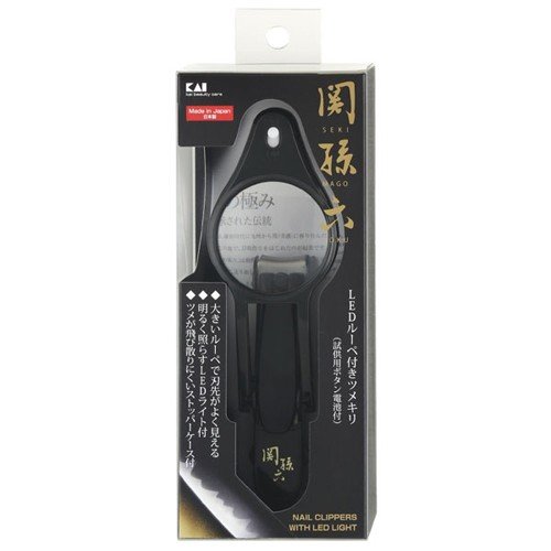 【送料込・まとめ買い×4点セット】貝印　関孫六 LEDルーペ付きツメキリ　HC1837　試供用ボタン電池付（爪切り　ネイルケア） ( 4901601275346 )