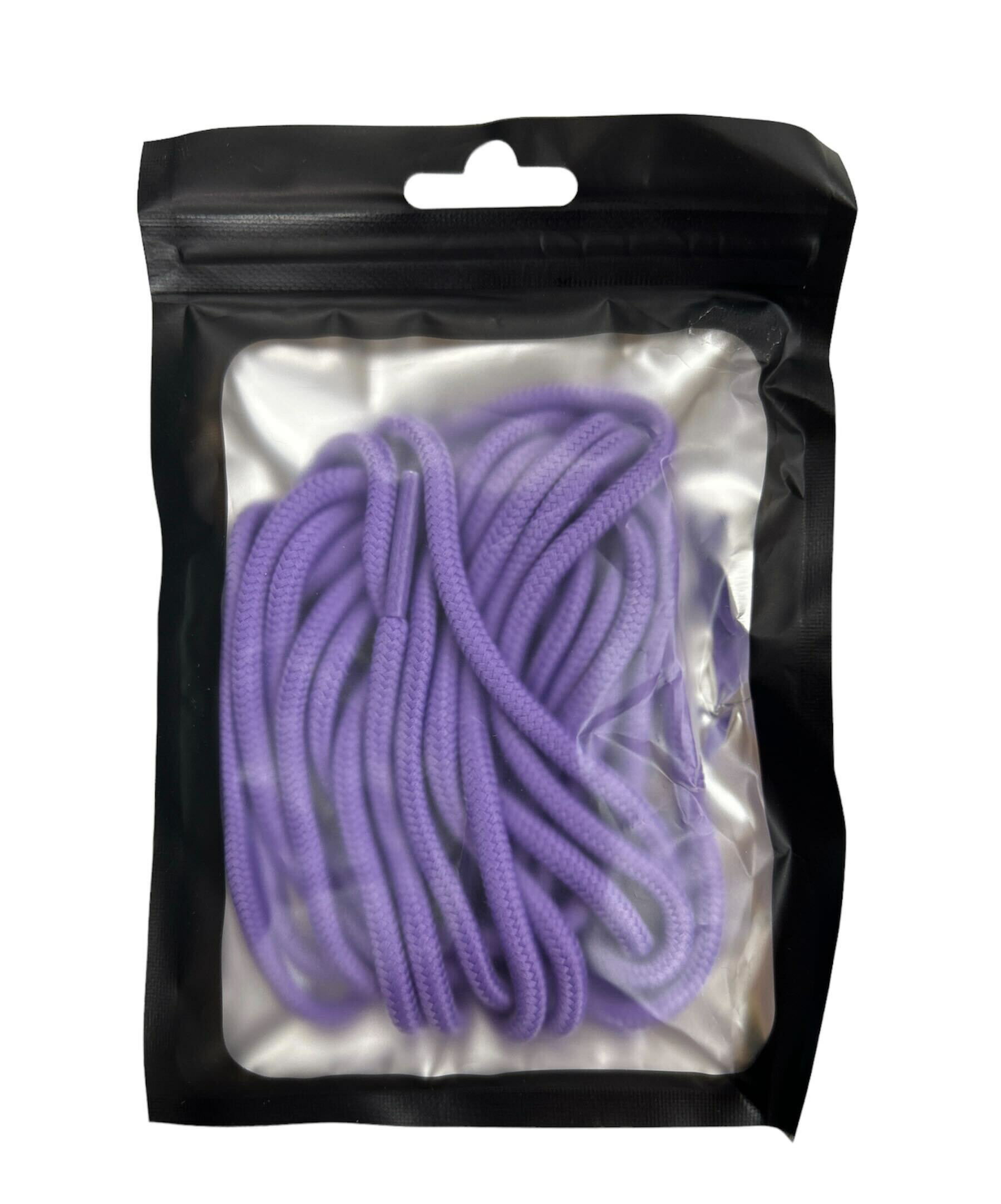 ARATA Round Shoelace Light Purple シンプルな丸形状のシューレース。汎用性が高く1本あると便利です。 長さが50cm～200cmまで10cm刻みであるので ほとんどのスニーカーやブーツに使用できます。 カラー：全31種類 サイズ：50cm/60cm/70cm/80cm/90cm/100cm/110cm/120cm 130cm/140cm/150cm/160cm/170cm/180cm/190cm/200cm 厚み：0.4cm 色：ライトパープル 原産国：中国