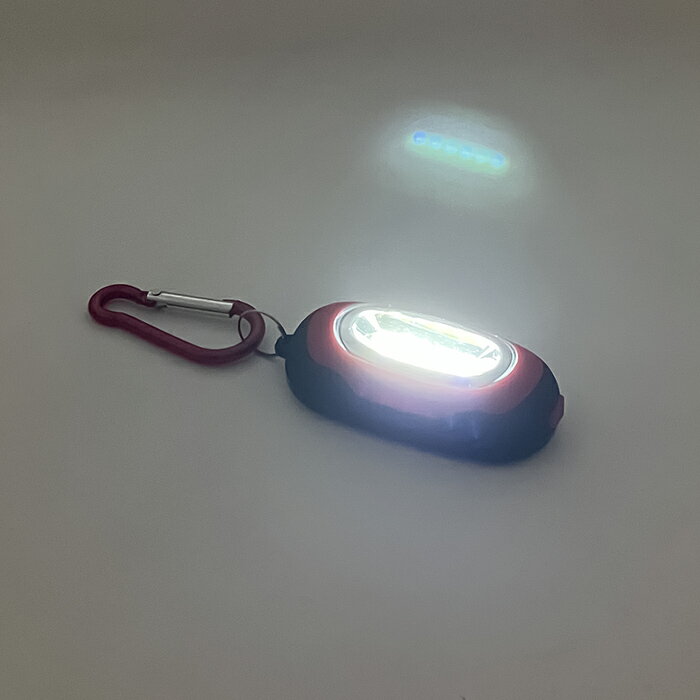 パワフル携帯ライト カラビナ マグネット付 3段階調整可能 停電時 携帯 持ち運び便利 停電対策 災害対策 台風対策 通学 通勤 キャンプ 登山 アウトドア＜防災セット・防災グッズ＞