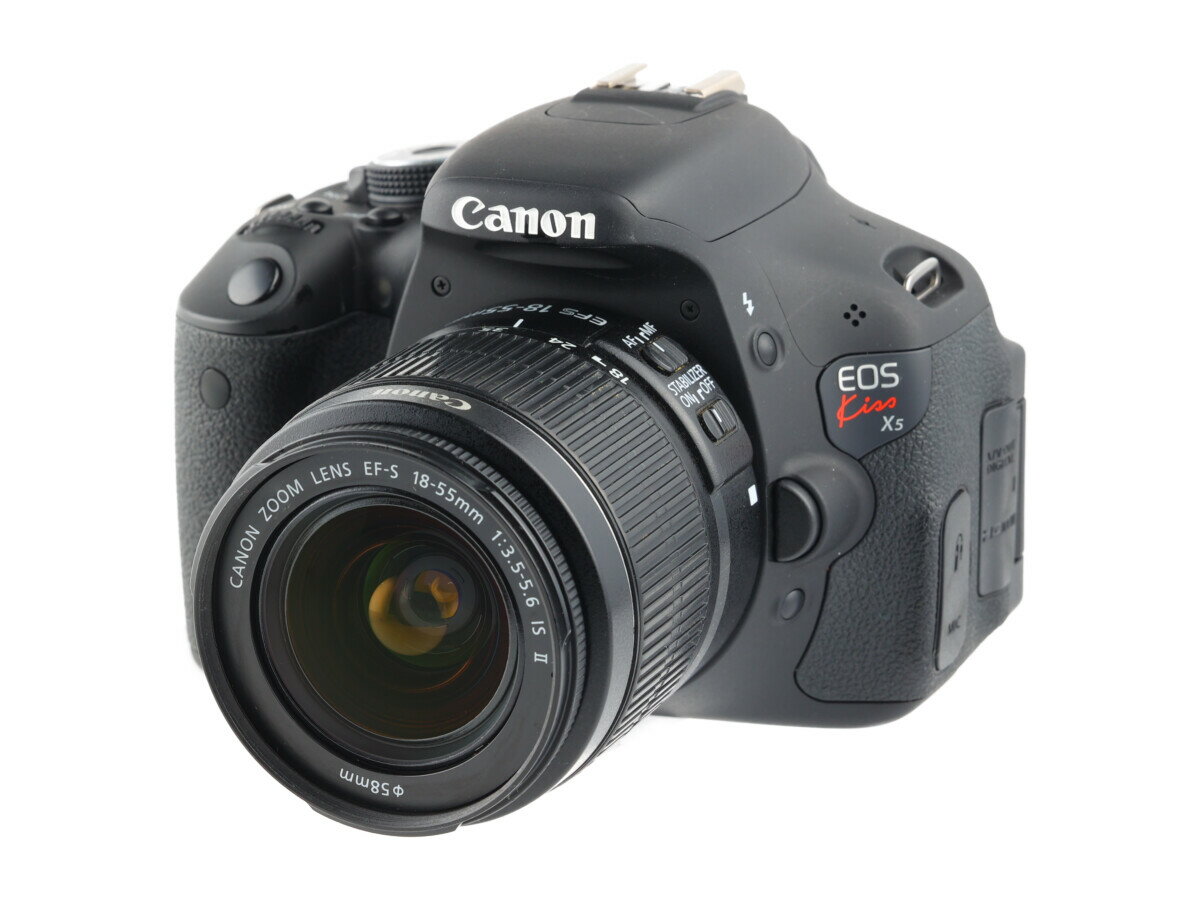 《良品》Canon EOS Kiss X5 + EF-S 18-55mm F3.5-5.6 IS II 1800万画素 APS-C バリアングル液晶 デジタル一眼レフカメラ 入門機 小型 軽量 運動会 発表会 スナップ 標準ズームレンズ