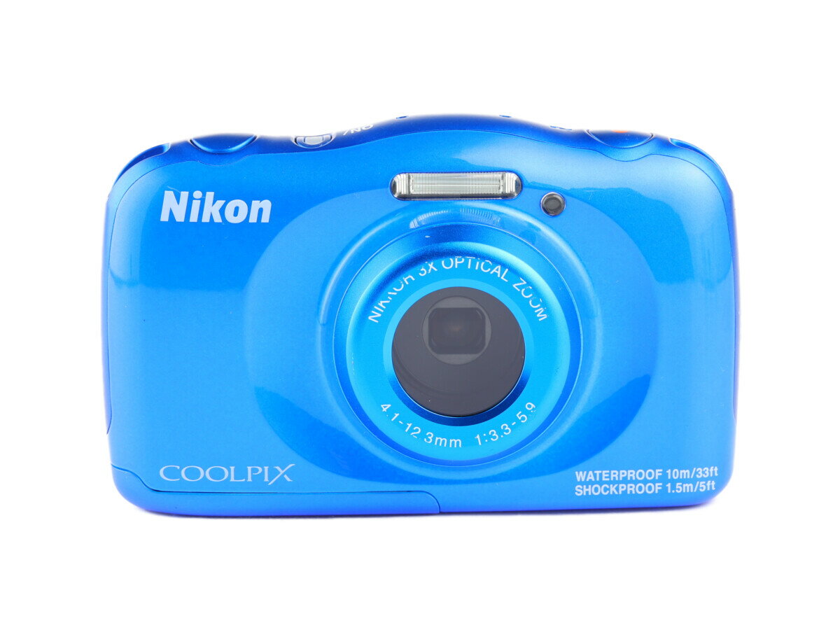 【あす楽】【中古】《良品》【6ヶ月保証】Nikon COOLPIX S33 1317万画素 光学3倍ズーム ブルー コンデジ コンパクトデジタルカメラ 防水 耐衝撃 防じん 小型 軽量 スナップ 旅行