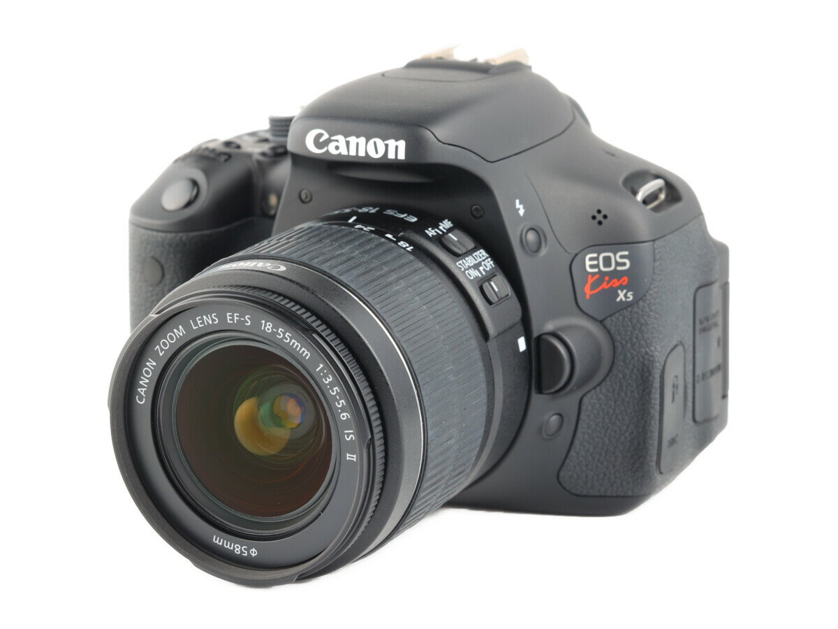 楽天アットカメラ楽天市場店【あす楽】【中古】《良品》【6ヶ月保証】Canon EOS Kiss X5 + EF-S 18-55mm F3.5-5.6 IS II 1800万画素 APS-C バリアングル液晶 デジタル一眼レフカメラ 入門機 小型 軽量 運動会 発表会 スナップ 標準ズームレンズ