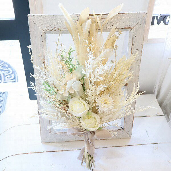 ドライフラワー風クラッチブーケ　フォトウェディング　前撮り　撮影