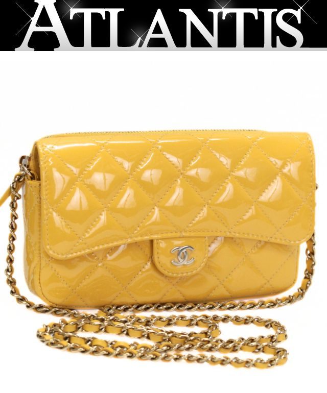 Rakuten - 美品 シャネル CHANEL マトラッセフラップ スマホケース チェーンウォレット パテント ネオンイエロー SV金具 ランダムシリアル 【73472】