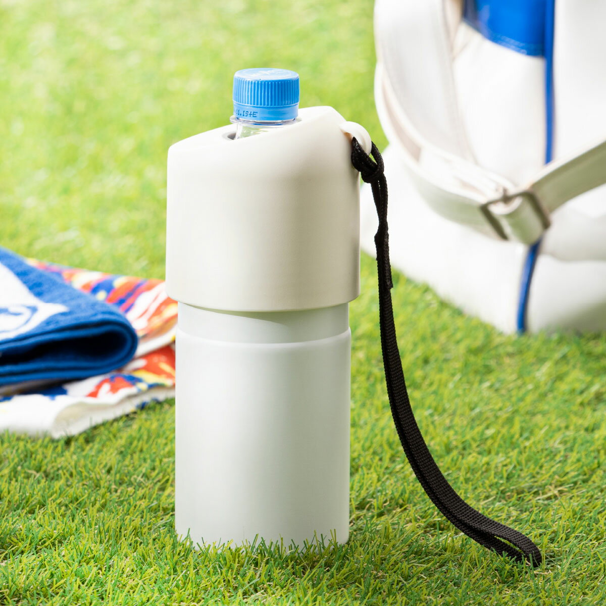 【メーカー直販】アトラス BOTTLE in BOTTLE (ボトルインボトル）保冷 ストラップ付 真空断熱 500ml～650ml用 アイボリー ABIB-BIVのサムネイル