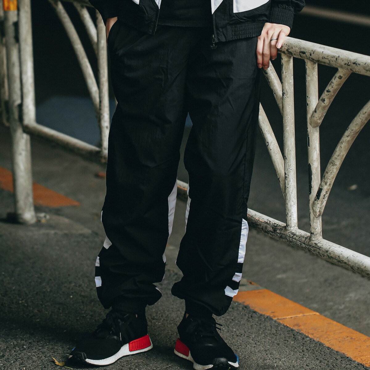 adidas BIG TREFOIL TRACK PANTS MEN(アディダス ビッグ トレフォイル トラックパンツ)BLACK【メンズ ロングパンツ】20SS-I at20-c
