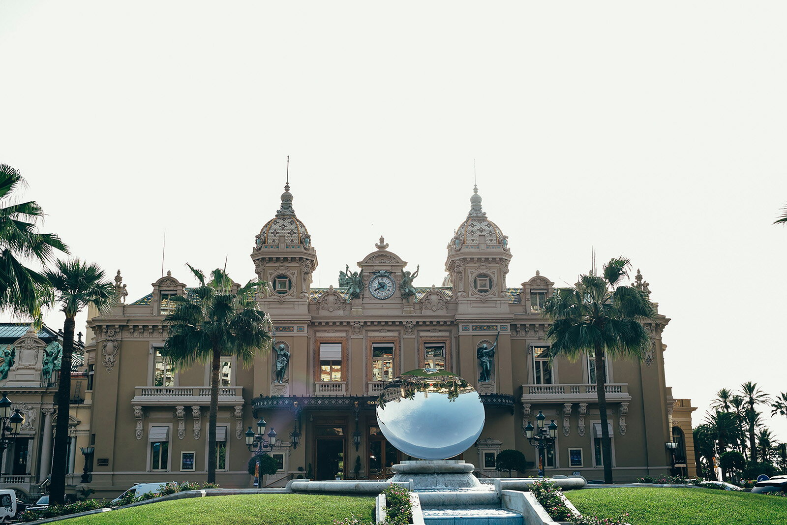 【張替用】アートボード/アートパネル artmart アートマート ※アートのみフレーム別売 絵や写真をアルミフレームで表現。壁紙 額縁 ウォールステッカー 壁掛け フォトフレームでお部屋のイメージアップ！ モノトーン 花 海 モノクロ 北欧 風景_建物_1715