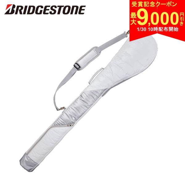 この商品の特徴取り寄せ商品につきましては、通常3-6営業日での出荷が目安となります。仕入れ先の在庫状況により変動致しますので確認後メールにて納期回答させて頂きます。キルト風デザインに裏地のミントグリーン色をアクセントにきかせたレディスモデル。白とシルバーの合わせやすいカラーリングにロゴマークもさりげなく入っています。小物を収納できるポケットもついています。スペック素材ポリエステル×合成皮革サイズ46インチ対応カラー白×シルバー(WS)原産国中国発売日：2025年3月15日BRIDGESTONE ゴルフバッグ