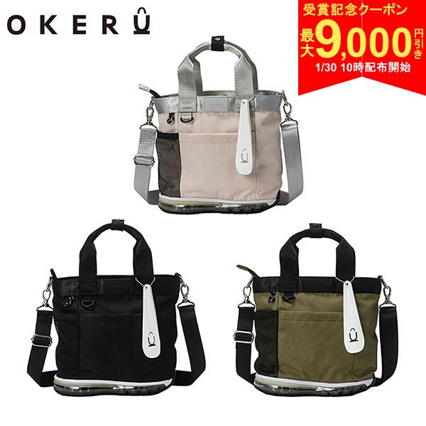 この商品の特徴取り寄せ商品につきましては、通常3-6営業日での出荷が目安となります。仕入れ先の在庫状況により変動致しますので確認後メールにて納期回答させて頂きます。ブラック丈夫なオックス地のポリエステル素材と、スポーティーなエアーソールを用いたヘビーデューティーモデル。天マチにはファスナーが付いてゴルフやアウトドアでのカラス対策も安心。ライニングには汚れを拭き取りやすい素材を使用し、ペットボトル収納ポケットも搭載。普段使いからペットのお散歩、アウトドアなどアクティブなシーンで大活躍する。取 り外し可能なショルダーストラップも付属。スペック素材ポリエステルサイズW25cm×D12cm×H24cmショルダーベルト付きカラーアイボリーブラックカーキ付属品ショルダーストラップ,チャーム原産国中国発売日：2025年ゴルフバッグ ラウンドバッグ タイプP