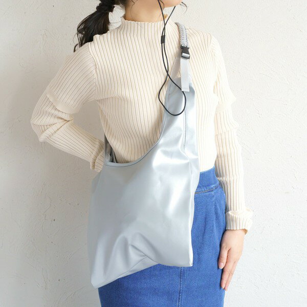 合皮ショルダーバッグ レディース 斜めがけ 大人 軽量 トートバッグ 2WAY 取り外し レビュー特典あり