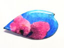 創作七宝焼 七宝焼き 七宝焼 アクセサリー ブローチ 工芸品 木の葉型 大きいサイズ 華やか ブレザースーツ オーバーなどに最適 手描き小花文様 一点モノ 箱付き あとりえしっぽう 価格4800(税込)化粧箱付き 送料無料 cloisonne handmade