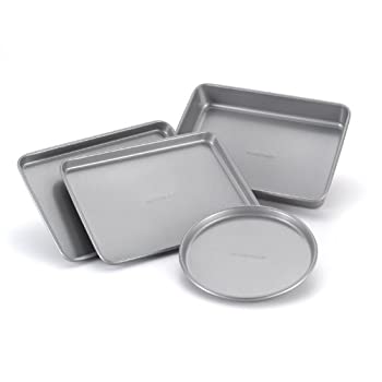 【中古】【輸入品・未使用】Farberware Nonstick Bakeware 4-Piece Toaster Oven Set Gray by Farberware【メーカー名】generic【メーカー型番】57775【ブランド名】Generic【商品説明】Farberware Nonstick Bakeware 4-Piece Toaster Oven Set Gray by Farberware当店では初期不良に限り、商品到着から7日間は返品を 受付けております。映像作品には日本語吹き替え、日本語字幕が無い場合があり、プレーヤーによっては再生できませんので予めご了承ください。こちらは当店海外ショップで一般の方から買取した未使用・品です。通関検査の為、開封されることがございますので予めご了承くださいませ。買取した為、中古扱いとしております。他モールとの併売品の為、完売の際はご連絡致しますのでご了承ください。ご注文からお届けまで1、ご注文⇒ご注文は24時間受け付けております。2、注文確認⇒ご注文後、当店から注文確認メールを送信します。3、当店海外倉庫から当店日本倉庫を経由しお届けしますので10〜30営業日程度でのお届けとなります。4、入金確認⇒前払い決済をご選択の場合、ご入金確認後、配送手配を致します。5、日本国内倉庫到着後、検品し異常がなければ出荷⇒配送準備が整い次第、出荷致します。配送業者、追跡番号等の詳細をメール送信致します。6、日本国内倉庫到着⇒出荷後、1〜3日後に商品が到着します。　※離島、北海道、九州、沖縄は遅れる場合がございます。予めご了承下さい。お電話でのお問合せは少人数で運営の為受け付けておりませんので、メールにてお問合せお願い致します。営業時間　月〜金　10:00〜17:00初期不良以外でのお客様都合によるご注文後のキャンセル・返品はお受けしておりませんのでご了承下さい。
