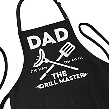 楽天アトリエ絵利奈【中古】【輸入品・未使用】エプロン DADDY おもしろエプロン 男性用 - Dad The Man The Myth The Grill Master - 調節可能なLサイズ フリーサイズ - ポリ/コットンエプロン