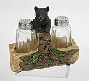 【中古】【輸入品・未使用】Black Bear on Log 6 x 11cm x 15cm Resin Crafted Salt and Pepper Sha...