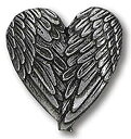 【中古】【輸入品・未使用】Angel Heart Wings Lapel Pin Genuine Pewter Silver Tone【メーカー名】HJ Sherman【メーカー型番】MM1898【ブランド名】H. J. Sherman【商品説明】Angel Heart Wings Lapel Pin Genuine Pewter Silver Tone当店では初期不良に限り、商品到着から7日間は返品を 受付けております。映像作品には日本語吹き替え、日本語字幕が無い場合があり、プレーヤーによっては再生できませんので予めご了承ください。こちらは当店海外ショップで一般の方から買取した未使用・品です。通関検査の為、開封されることがございますので予めご了承くださいませ。買取した為、中古扱いとしております。日本語の説明書は付属しておりませんので予めご了承くださいませ。また、輸入商品の為、コンセントの形状が違う、電圧による商品の不動作などは当店では出来かねます。他モールとの併売品の為、完売の際はご連絡致しますのでご了承ください。ご注文からお届けまで1、ご注文⇒ご注文は24時間受け付けております。2、注文確認⇒ご注文後、当店から注文確認メールを送信します。3、当店海外倉庫から当店日本倉庫を経由しお届けしますので10〜30営業日程度でのお届けとなります。4、入金確認⇒前払い決済をご選択の場合、ご入金確認後、配送手配を致します。5、日本国内倉庫到着後、検品し異常がなければ出荷⇒配送準備が整い次第、出荷致します。配送業者、追跡番号等の詳細をメール送信致します。6、日本国内倉庫到着⇒出荷後、1〜3日後に商品が到着します。　※離島、北海道、九州、沖縄は遅れる場合がございます。予めご了承下さい。お電話でのお問合せは少人数で運営の為受け付けておりませんので、メールにてお問合せお願い致します。営業時間　月〜金　10:00〜17:00初期不良以外でのお客様都合によるご注文後のキャンセル・返品はお受けしておりませんのでご了承下さい。