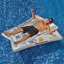 【中古】【輸入品・未使用】Swimline 90523 Ben Franklin Money Mat [並行輸入品]【メーカー名】Swimline【メーカー型番】【ブランド名】Swimline【商品説明】Swimline 90523 Ben Franklin Money Mat [並行輸入品]当店では初期不良に限り、商品到着から7日間は返品を 受付けております。映像作品には日本語吹き替え、日本語字幕が無い場合があり、プレーヤーによっては再生できませんので予めご了承ください。こちらは当店海外ショップで一般の方から買取した未使用・品です。通関検査の為、開封されることがございますので予めご了承くださいませ。買取した為、中古扱いとしております。日本語の説明書は付属しておりませんので予めご了承くださいませ。また、輸入商品の為、コンセントの形状が違う、電圧による商品の不動作などは当店では出来かねます。他モールとの併売品の為、完売の際はご連絡致しますのでご了承ください。ご注文からお届けまで1、ご注文⇒ご注文は24時間受け付けております。2、注文確認⇒ご注文後、当店から注文確認メールを送信します。3、当店海外倉庫から当店日本倉庫を経由しお届けしますので10〜30営業日程度でのお届けとなります。4、入金確認⇒前払い決済をご選択の場合、ご入金確認後、配送手配を致します。5、日本国内倉庫到着後、検品し異常がなければ出荷⇒配送準備が整い次第、出荷致します。配送業者、追跡番号等の詳細をメール送信致します。6、日本国内倉庫到着⇒出荷後、1〜3日後に商品が到着します。　※離島、北海道、九州、沖縄は遅れる場合がございます。予めご了承下さい。お電話でのお問合せは少人数で運営の為受け付けておりませんので、メールにてお問合せお願い致します。営業時間　月〜金　10:00〜17:00初期不良以外でのお客様都合によるご注文後のキャンセル・返品はお受けしておりませんのでご了承下さい。