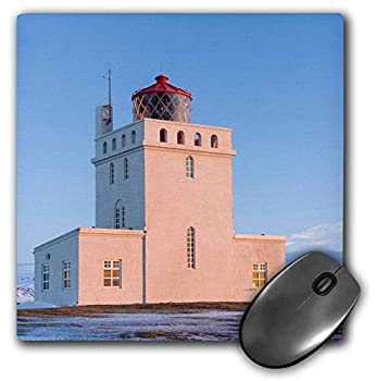 楽天アトリエ絵利奈【中古】【輸入品・未使用】3dRose Mouse Pad The Lighthouse at Cape Dyrholaey in Winter Near Vik Y Myrdal. Iceland 8 x 8' （mp_257692_1） [並行輸入品]