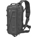 【中古】【輸入品・未使用】Hazard 4 Plan-B Hard Shell Go-Bag Sling-Pack (Black) [並行輸入品]【メーカー名】【メーカー型番】【ブランド名】ハザード4(Hazard4)【商品説明】Hazard 4 Plan-B Hard Shell Go-Bag Sling-Pack (Black) [並行輸入品]当店では初期不良に限り、商品到着から7日間は返品を 受付けております。映像作品には日本語吹き替え、日本語字幕が無い場合があり、プレーヤーによっては再生できませんので予めご了承ください。こちらは当店海外ショップで一般の方から買取した未使用・品です。通関検査の為、開封されることがございますので予めご了承くださいませ。買取した為、中古扱いとしております。日本語の説明書は付属しておりませんので予めご了承くださいませ。また、輸入商品の為、コンセントの形状が違う、電圧による商品の不動作などは当店では出来かねます。他モールとの併売品の為、完売の際はご連絡致しますのでご了承ください。ご注文からお届けまで1、ご注文⇒ご注文は24時間受け付けております。2、注文確認⇒ご注文後、当店から注文確認メールを送信します。3、当店海外倉庫から当店日本倉庫を経由しお届けしますので10〜30営業日程度でのお届けとなります。4、入金確認⇒前払い決済をご選択の場合、ご入金確認後、配送手配を致します。5、日本国内倉庫到着後、検品し異常がなければ出荷⇒配送準備が整い次第、出荷致します。配送業者、追跡番号等の詳細をメール送信致します。6、日本国内倉庫到着⇒出荷後、1〜3日後に商品が到着します。　※離島、北海道、九州、沖縄は遅れる場合がございます。予めご了承下さい。お電話でのお問合せは少人数で運営の為受け付けておりませんので、メールにてお問合せお願い致します。営業時間　月〜金　10:00〜17:00初期不良以外でのお客様都合によるご注文後のキャンセル・返品はお受けしておりませんのでご了承下さい。