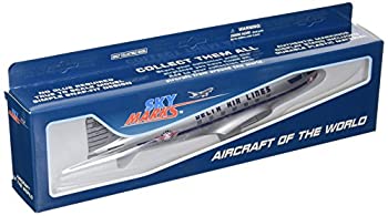 【中古】【輸入品・未使用】SKY MARKS 1/80 DC-3 デルタ航空 NC28341 ギア付 完成品