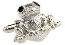 【中古】【輸入品・未使用】mrcuff FrogペアCufflinks in a Presentationギフトボックス&ポリッシュクロス【メーカー名】MRCUFF【メーカー型番】MRCUFF2050【ブランド名】MRCUFF【商品説明】mrcuff FrogペアCufflinks in a Presentationギフトボックス&ポリッシュクロス当店では初期不良に限り、商品到着から7日間は返品を 受付けております。映像作品には日本語吹き替え、日本語字幕が無い場合があり、プレーヤーによっては再生できませんので予めご了承ください。こちらは当店海外ショップで一般の方から買取した未使用・品です。通関検査の為、開封されることがございますので予めご了承くださいませ。買取した為、中古扱いとしております。日本語の説明書は付属しておりませんので予めご了承くださいませ。また、輸入商品の為、コンセントの形状が違う、電圧による商品の不動作などは当店では出来かねます。他モールとの併売品の為、完売の際はご連絡致しますのでご了承ください。ご注文からお届けまで1、ご注文⇒ご注文は24時間受け付けております。2、注文確認⇒ご注文後、当店から注文確認メールを送信します。3、当店海外倉庫から当店日本倉庫を経由しお届けしますので10〜30営業日程度でのお届けとなります。4、入金確認⇒前払い決済をご選択の場合、ご入金確認後、配送手配を致します。5、日本国内倉庫到着後、検品し異常がなければ出荷⇒配送準備が整い次第、出荷致します。配送業者、追跡番号等の詳細をメール送信致します。6、日本国内倉庫到着⇒出荷後、1〜3日後に商品が到着します。　※離島、北海道、九州、沖縄は遅れる場合がございます。予めご了承下さい。お電話でのお問合せは少人数で運営の為受け付けておりませんので、メールにてお問合せお願い致します。営業時間　月〜金　10:00〜17:00初期不良以外でのお客様都合によるご注文後のキャンセル・返品はお受けしておりませんのでご了承下さい。