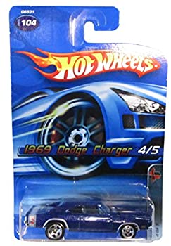 【中古】【輸入品・未使用】Hot Wheels 2005-104 1969 Dodge Charger 4/5 Muscle Mania 1:64 Scale