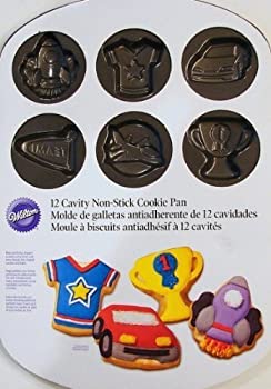 【中古】Wilton 12 Cavity Non-stick Cookie Pan Boy's Theme -T S-shirt-trophy Rocket-race Car-