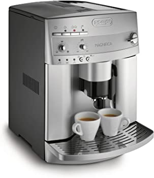 【中古】DeLonghi ESAM3300 Magnifica Super-Automatic Espresso/Coffee Machine by DeLonghi