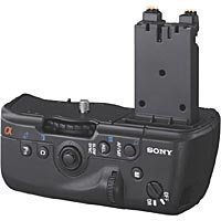 【中古】ソニー SONY 縦位置グリップ VG-C70AM【メーカー名】ソニー(SONY)【メーカー型番】VG-C70AM【ブランド名】ソニー(SONY)【商品説明】ソニー SONY 縦位置グリップ VG-C70AM映像商品などにimportと記載のある商品に関してはご使用中の機種では使用できないこともございますので予めご確認の上お買い求めください。 付属品については商品タイトルに記載がない場合がありますので、ご不明な場合はメッセージにてお問い合わせください。 画像はイメージ写真ですので画像の通りではないこともございます。ビデオデッキ、各プレーヤーなどリモコンなど付属してない場合もございます。 記載があっても限定版の付属品、特典、ダウンロードコードなどは無い場合もございます。 中古品の場合、基本的に説明書・外箱・ドライバーインストール用のCD-ROMはついておりません。 当店では初期不良に限り、商品到着から7日間は返品を受付けております。 ご注文からお届けまで ご注文⇒ご注文は24時間受け付けております。 注文確認⇒当店より注文確認メールを送信いたします。 入金確認⇒決済の承認が完了した翌日より、お届けまで3営業日〜10営業日前後とお考え下さい。 ※在庫切れの場合はご連絡させて頂きます。 出荷⇒配送準備が整い次第、出荷致します。配送業者、追跡番号等の詳細をメール送信致します。 ※離島、北海道、九州、沖縄は遅れる場合がございます。予めご了承下さい。 ※ご注文後、当店より確認のメールをする場合がございます。期日までにご返信が無い場合キャンセルとなりますので予めご了承くださいませ。 ※当店ではお客様とのやりとりを正確に記録する為、電話での対応はしておりません。メッセージにてご連絡くださいませ。