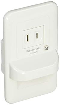 【中古】パナソニック Panasonic LEDフットライト 電球色 コンセント付 LBJ70072