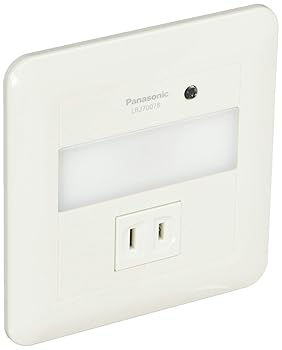 【中古】パナソニック Panasonic LEDフットライト 電球色 コンセント付 LBJ70078