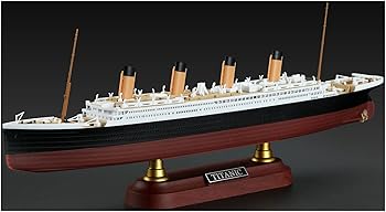 【中古】モンモデル 1/700 豪華客船 タイタニック号 色分け済みプラモデル MPS008 成型色