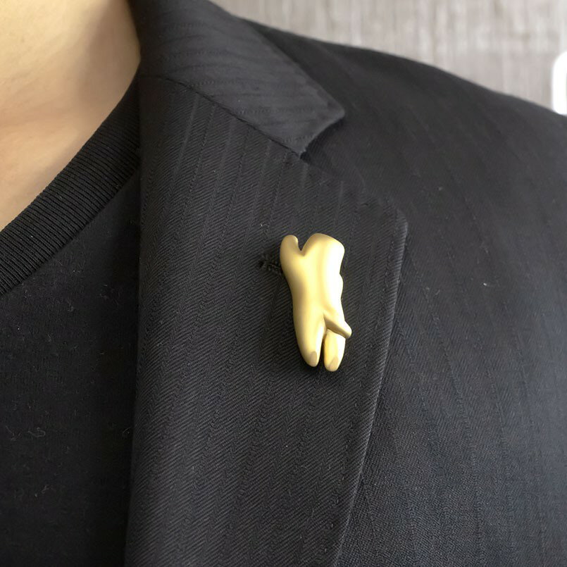 宅送] 【あす楽】ブローチ 猫 シルバー フォーマル sv925 地金 