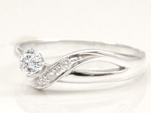 プラチナ結婚指輪が2本でこの価格！プラチナ バケット ダイヤモンド 引っ掛かりが少ないシンプルラインが人気の 結婚指輪 マリッジリング ペア価格！1年以内1回サイズ直し無料対応！文字刻印入れ無料 送料無料 美輪宝石 ミワホウセキ miwahouseki 福岡 実店舗ありで安心対応