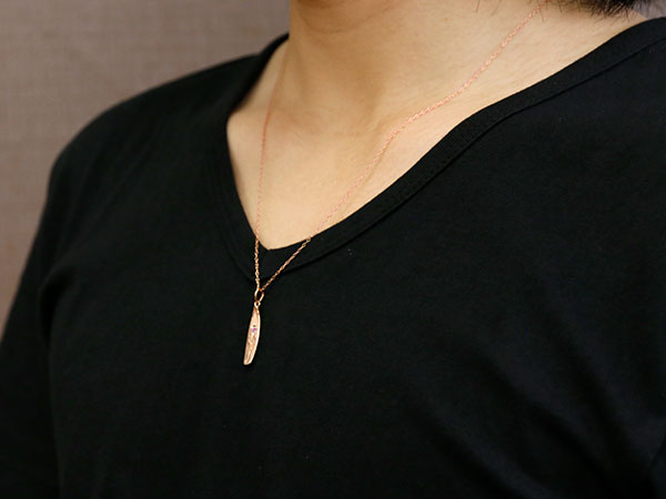 ネックレス ハワイアンジュエリー サーフボード 送料無料 人気 トップ ネックレス ペンダント マリンジュエリー ピンクゴールドk10 ネックレス ネックレス ルビー ペンダント ルビー サーフボード 刻印 ネーム イニシャル ネーム ペンダント マリン 女性 送料無料