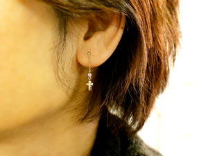 通販限定商品 プラチナ ピアス メンズ 片耳ピアス クロス ロングピアス アメジスト ブラピアス ２月誕生石チェーン タッセル フリンジ 男性用 宝石 ファーストピアス の 送料無料 10 Off三遊亭圓生 メンズジュエリー アクセサリージュエリー アクセサリー