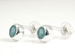 【ポイント10倍 セール 2月4日 20時〜】プラチナ ピアス メンズ サンタマリアアクアマリンピアス ピアス スタッドピアス 3月誕生石 男性用 宝石 青い宝石 送料無料